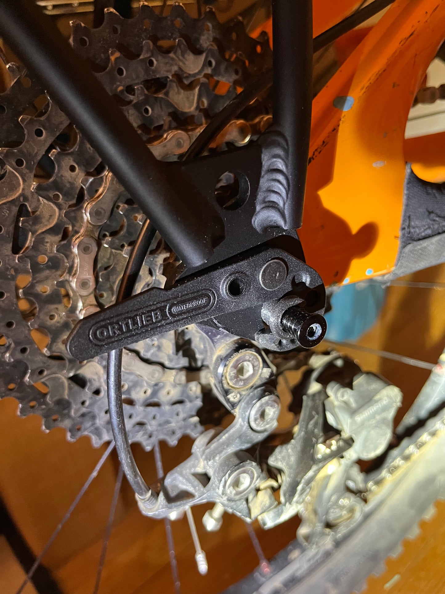 Tailfin Axle to Ortlieb Quick Rack Adapter (4pcs total)